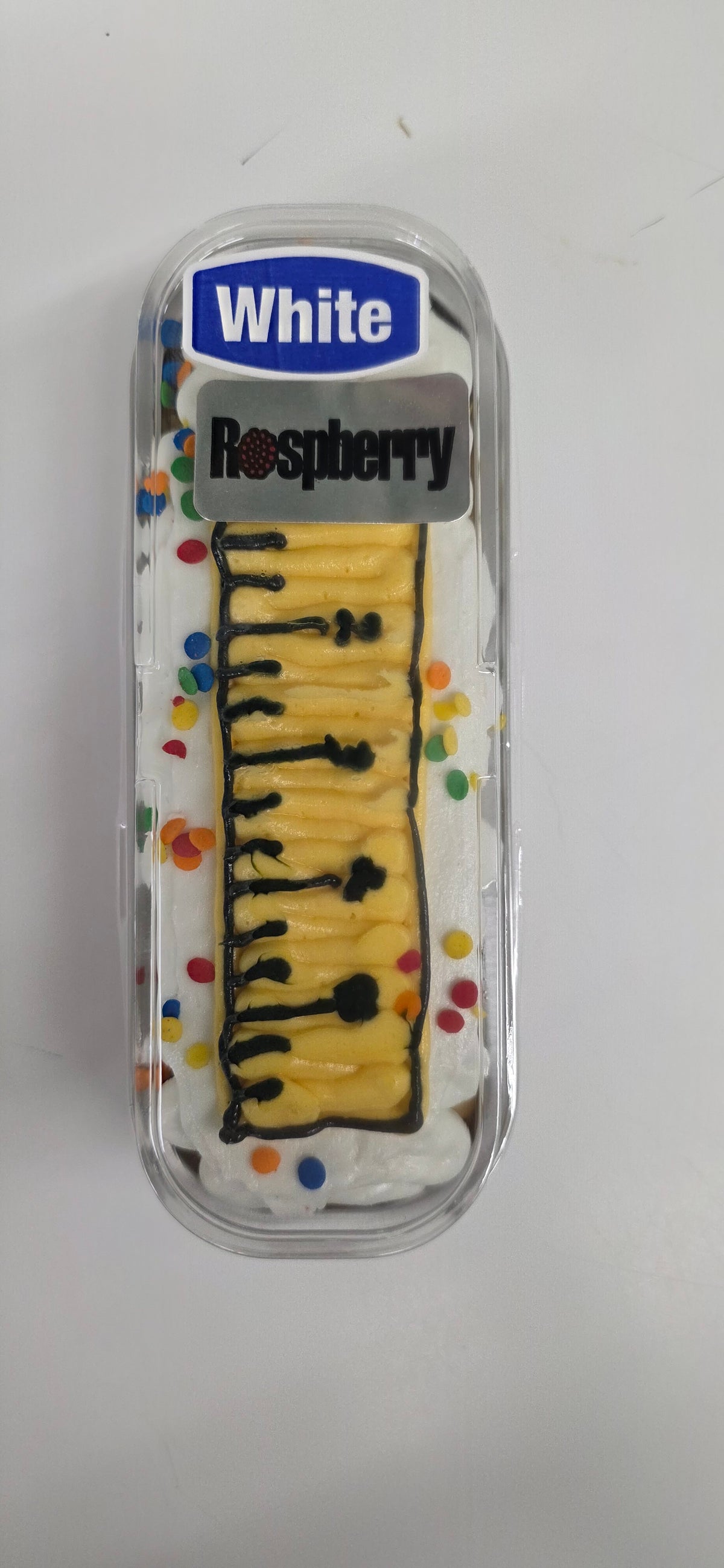 Mini Back to School Cakes